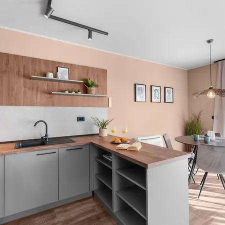 Mit Eigenem Garten Und Terrasse By Interhome 아파트 *