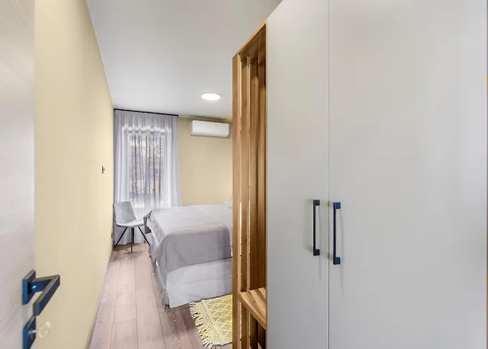 Apartman Mit Eigenem Garten Und Terrasse By Interhome *