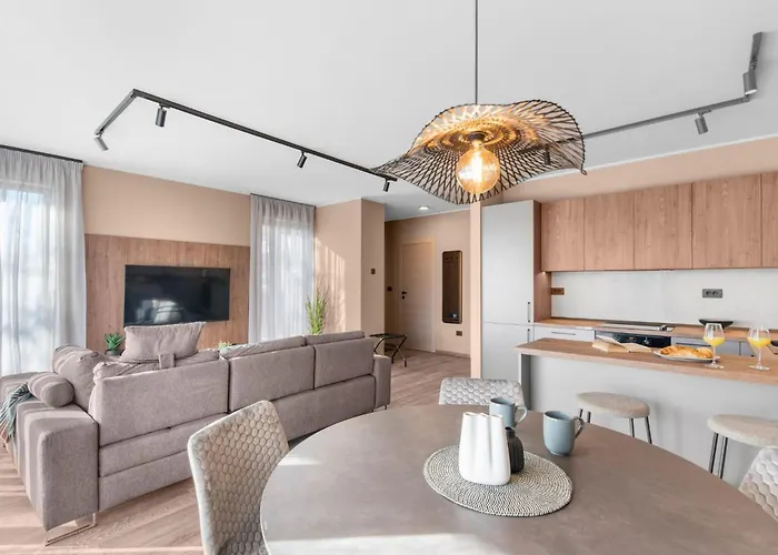 Apartman Mit Eigenem Garten Und Terrasse By Interhome Karigador